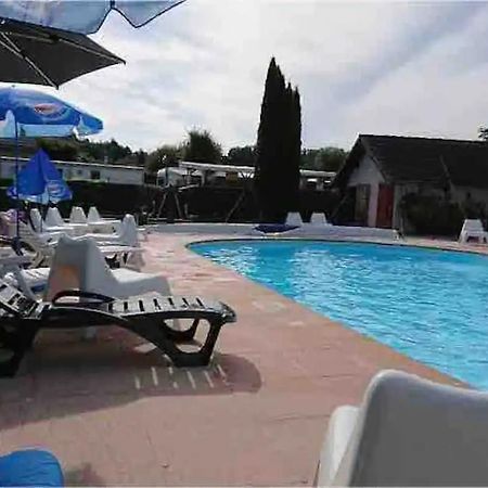 Hotel L'Azure à Novalaise Extérieur photo